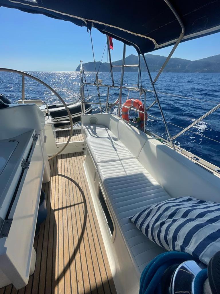 Velero Beneteau Gybsea 50